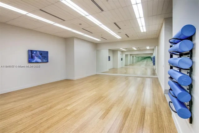 $975,000 | 999 Southwest 1st Avenue, Unit 2717, Miami, FL 33130