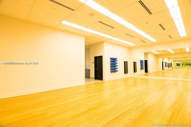 $975,000 | 999 Southwest 1st Avenue, Unit 2717, Miami, FL 33130