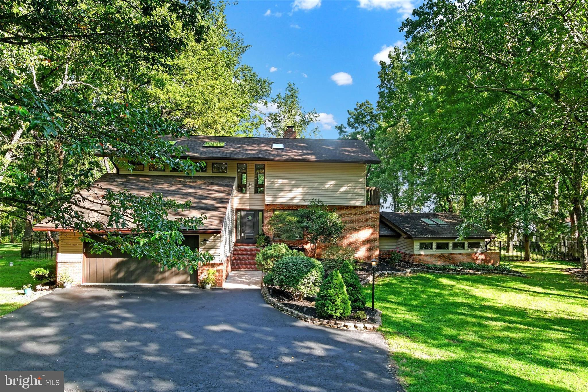 339 Eagle Hill Road Pasadena, MD 21122 - Photo 4 of 80