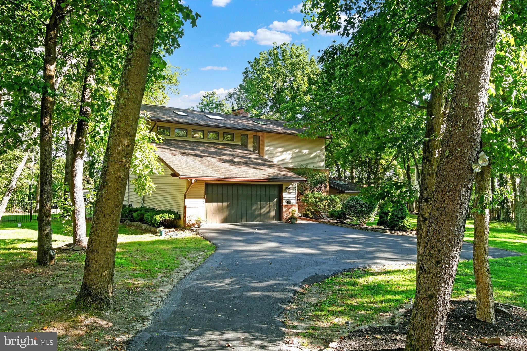 339 Eagle Hill Road Pasadena, MD 21122 - Photo 5 of 80