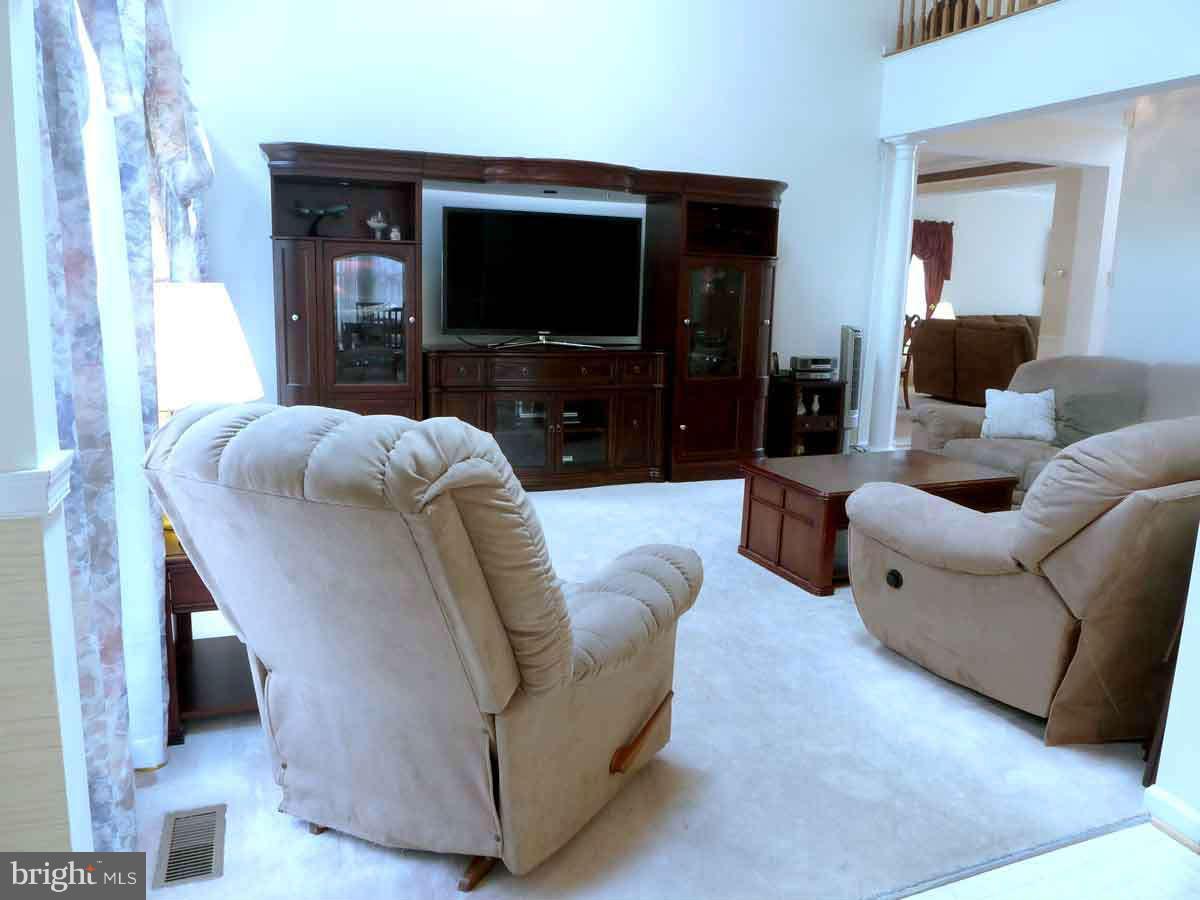 7635 Bear Forest Road Hanover, MD 21076 - Photo 3 of 30 Family Room