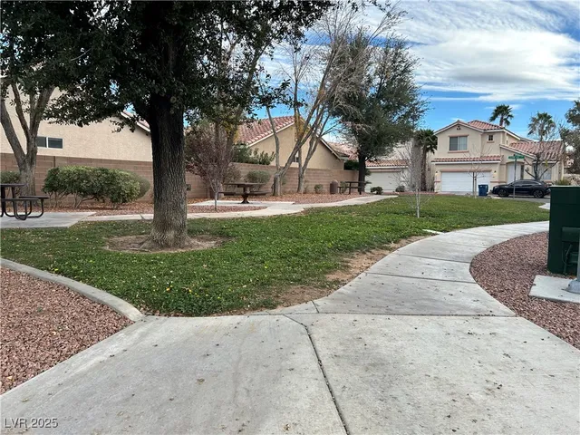 $1,750 | 861 Clear Diamond Avenue, Las Vegas, NV 89123