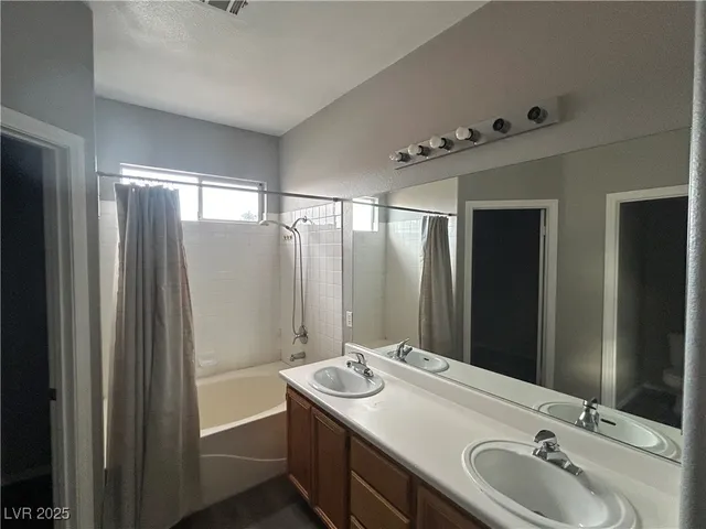 $1,750 | 861 Clear Diamond Avenue, Las Vegas, NV 89123