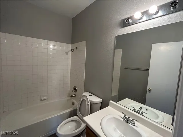 $1,750 | 861 Clear Diamond Avenue, Las Vegas, NV 89123