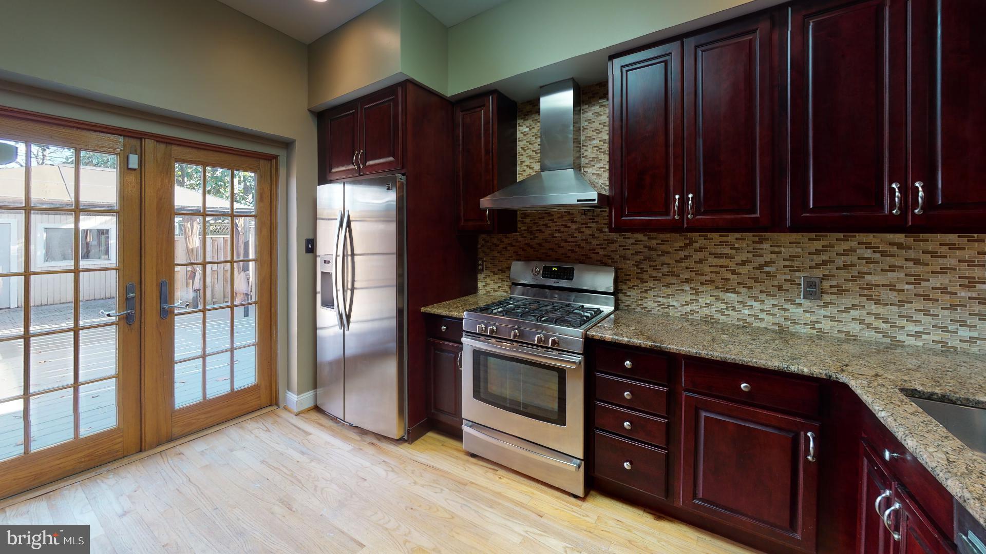 436 15th Street Southeast Washington, DC 20003 - Photo 3 of 47