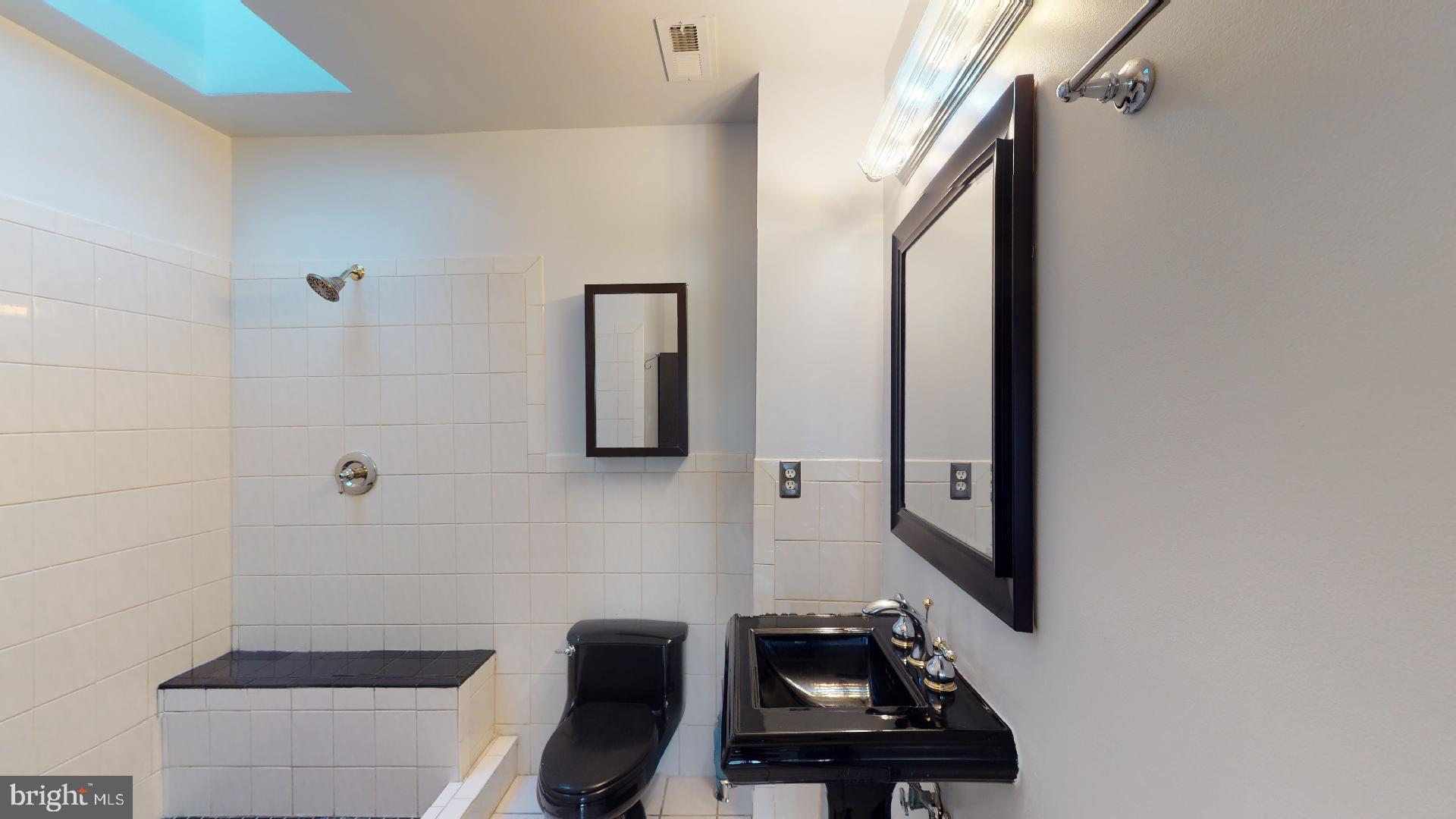 436 15th Street Southeast Washington, DC 20003 - Photo 35 of 47