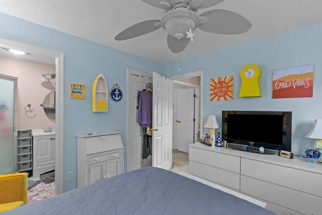 $429,900 | 72B Hilltop Drive, Unit F, North Providence, RI 02904