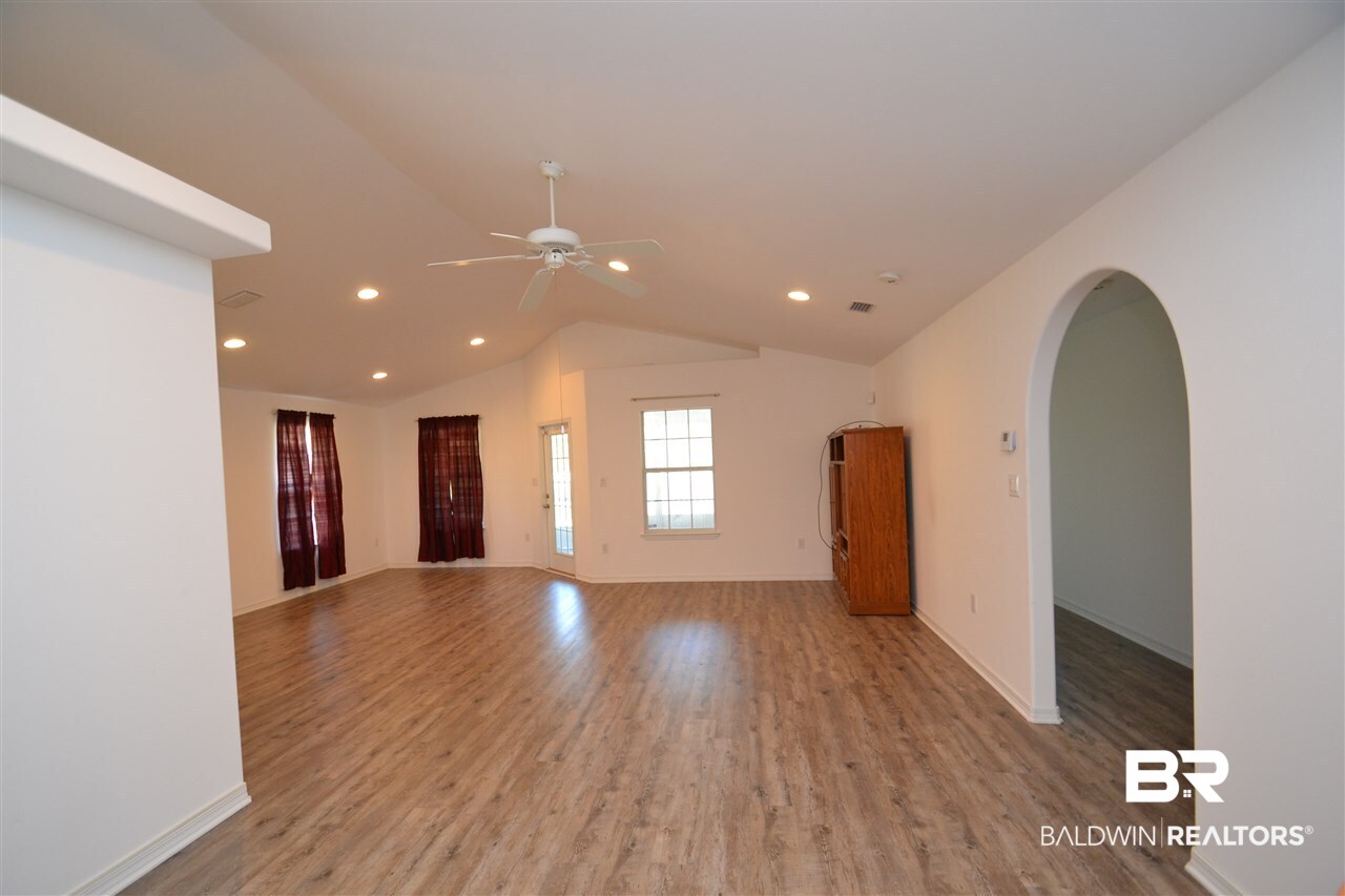 22530 Nana Loop East Silverhill, AL 36576 - Photo 2 of 21
