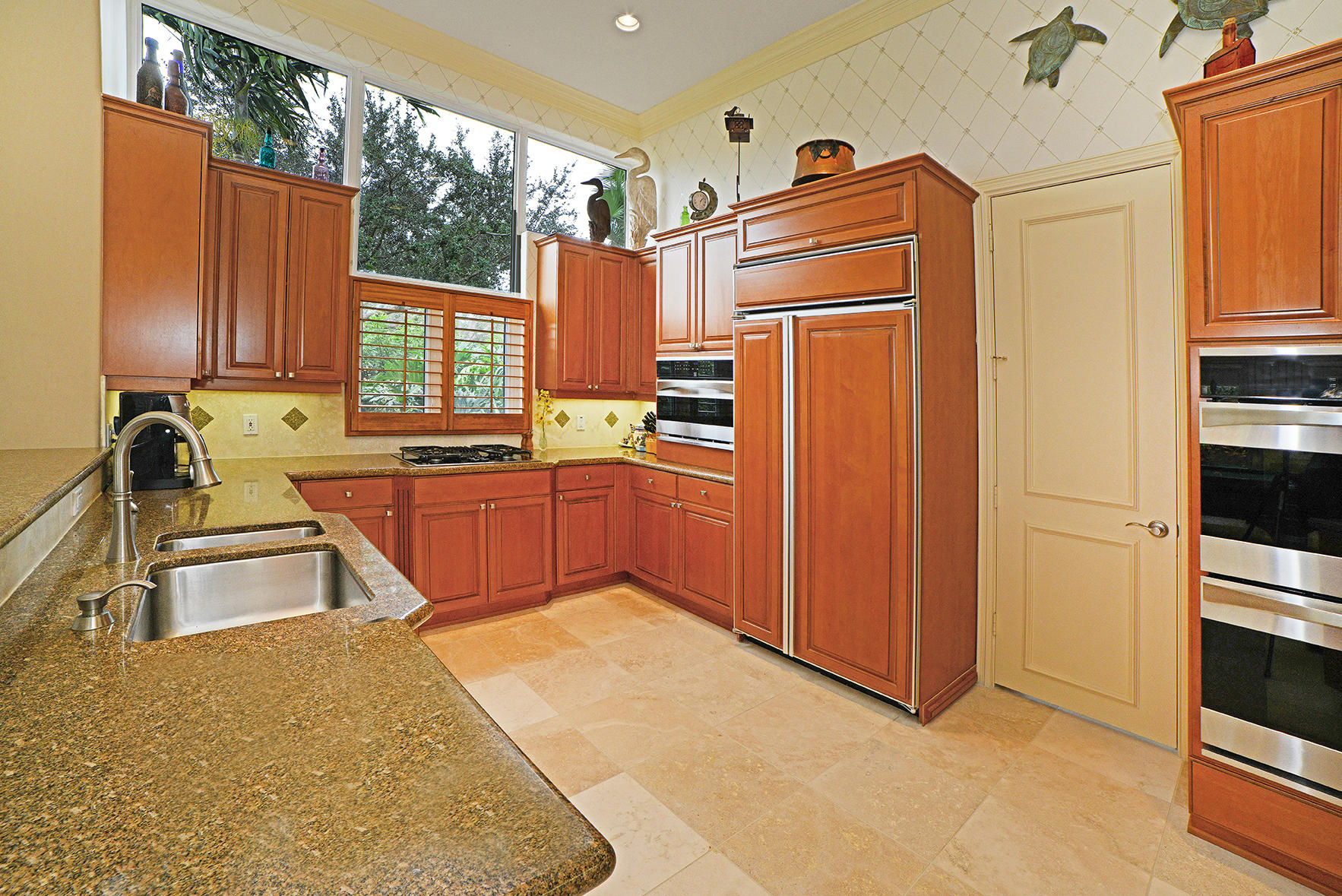 7003 Mandarin Drive Boca Raton, FL 33433 - Photo 13 of 40 AK2_0472A