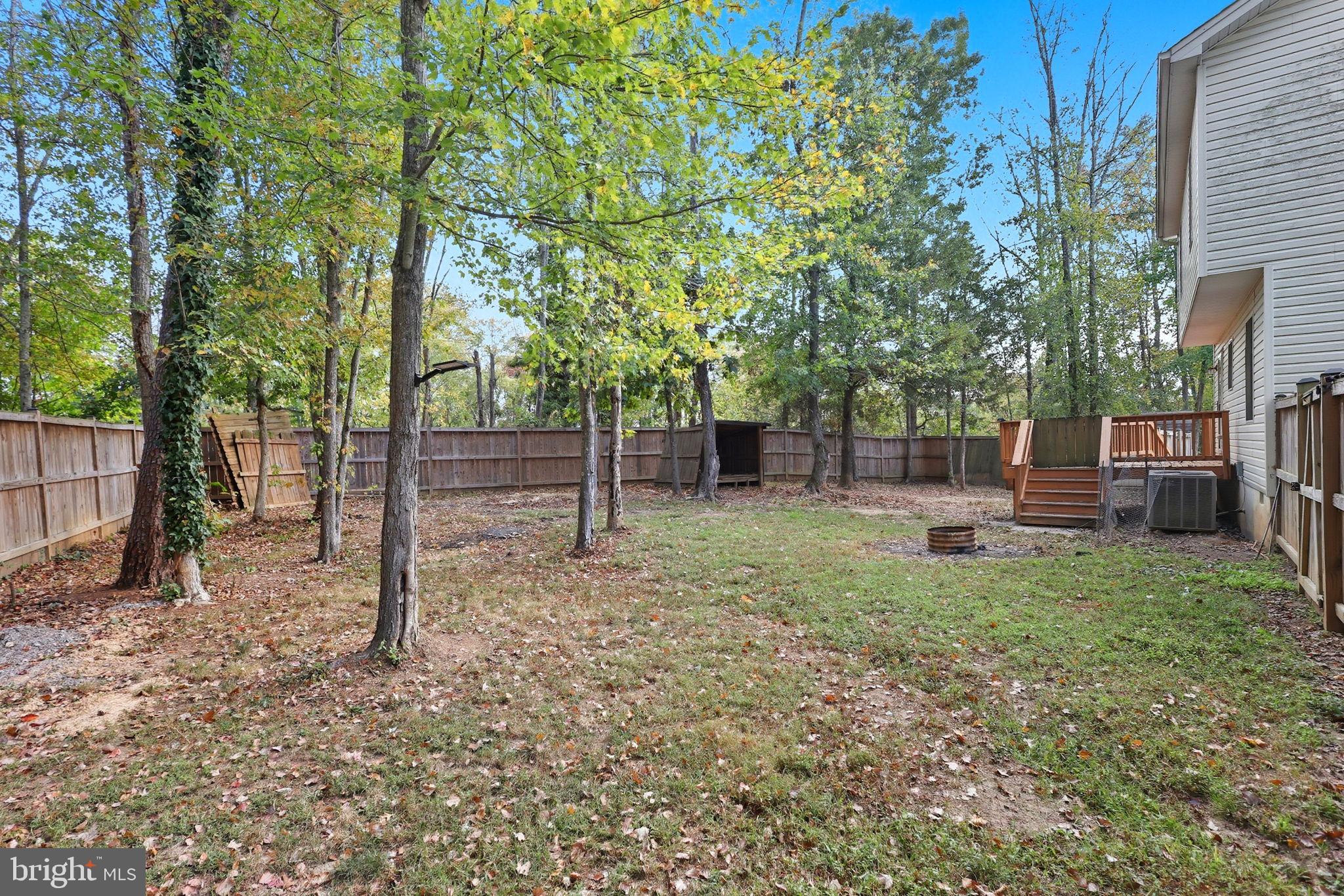 7168 Botha Road Bealeton, VA 22712 - Photo 34 of 36 a backyard of a house with lots of green space