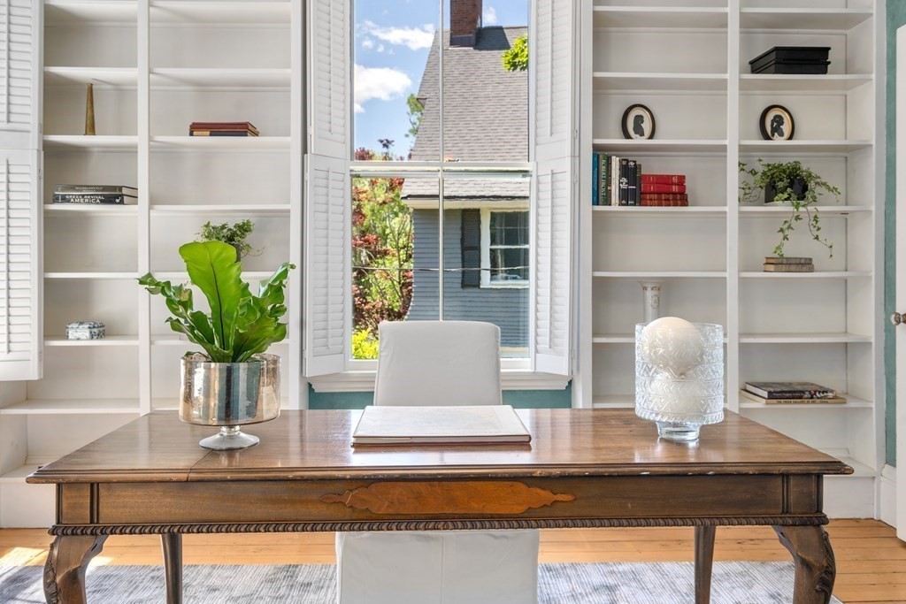 35 Brewster Street Cambridge, MA 02138 - Photo 12 of 20