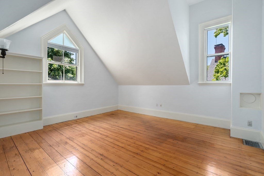 35 Brewster Street Cambridge, MA 02138 - Photo 17 of 20