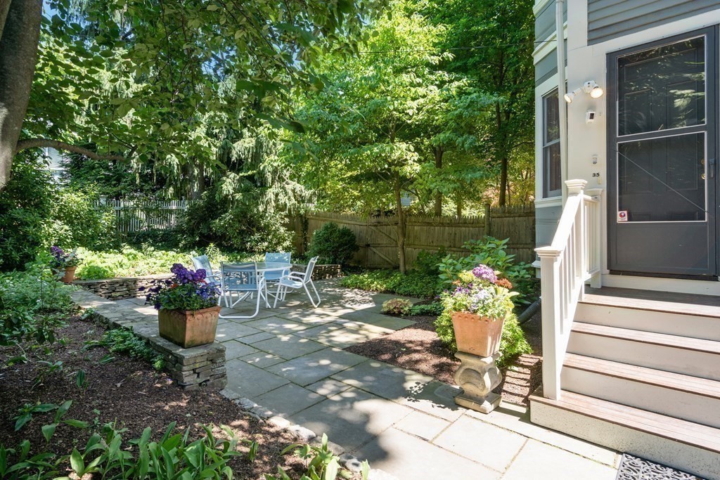 35 Brewster Street Cambridge, MA 02138 - Photo 18 of 20
