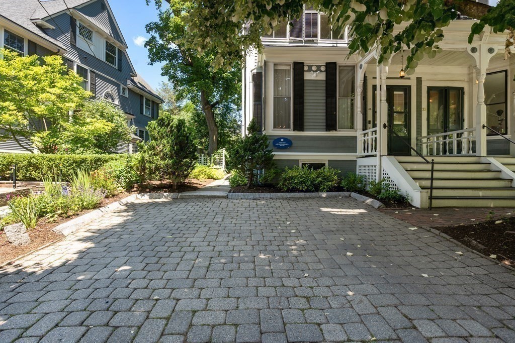 35 Brewster Street Cambridge, MA 02138 - Photo 19 of 20