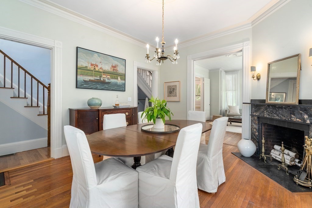 35 Brewster Street Cambridge, MA 02138 - Photo 6 of 20