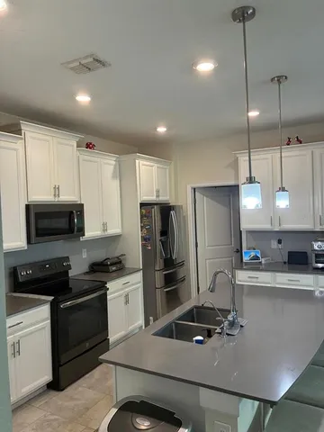 $2,700 | 2283 Cathedral Rock Drive, Kissimmee, FL 34746