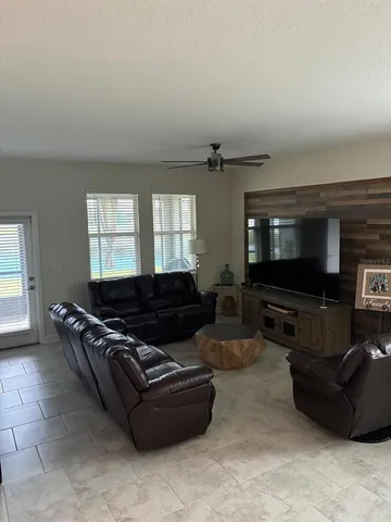 $2,700 | 2283 Cathedral Rock Drive, Kissimmee, FL 34746