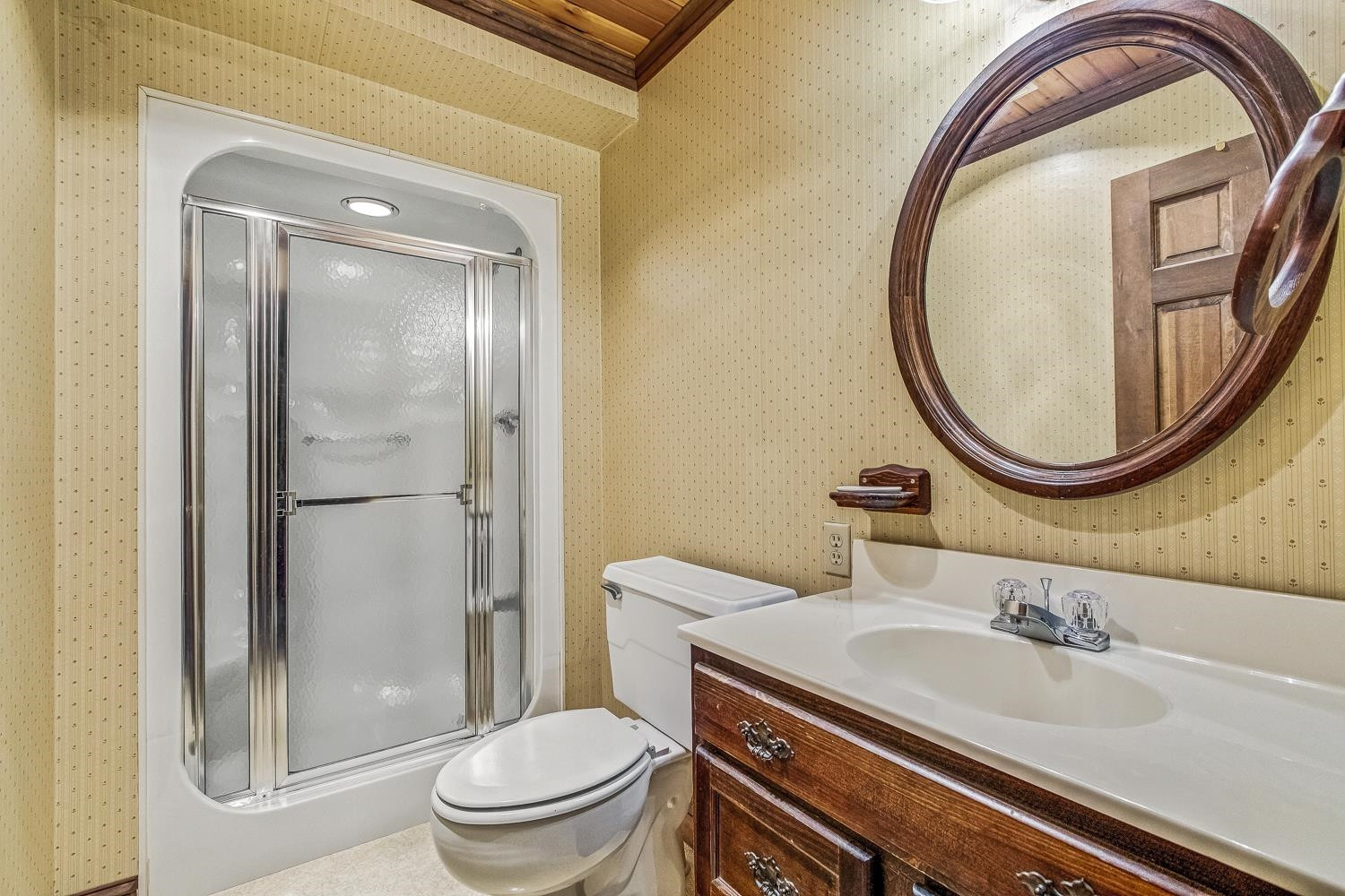 1211 Highland Road Garner, NC 27529 - Photo 21 of 34 Bonus or Secondary Master Bath