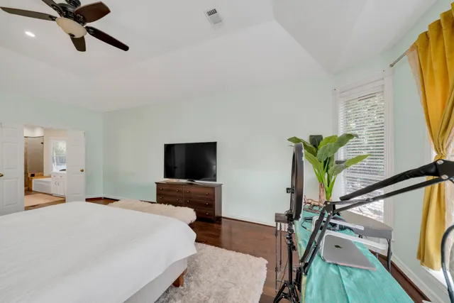 $6,000 | 70 North Skyflower Court, The Woodlands, TX 77381