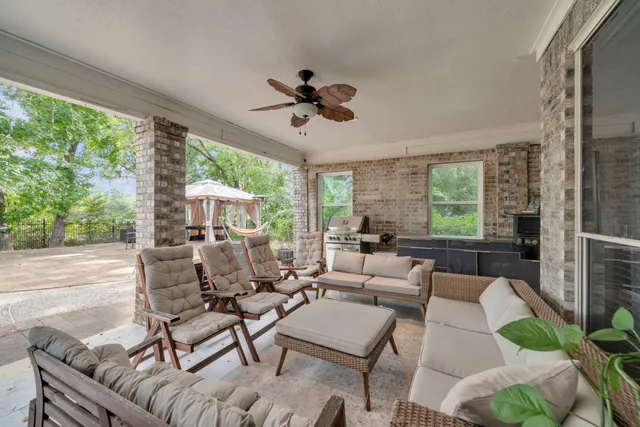 $6,000 | 70 North Skyflower Court, The Woodlands, TX 77381