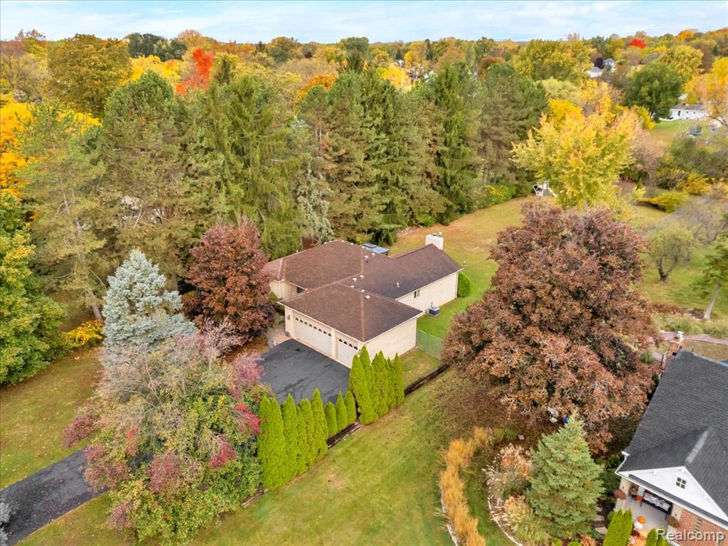 1370 South Boulevard Rochester, MI 48309 - Photo 52 of 65
