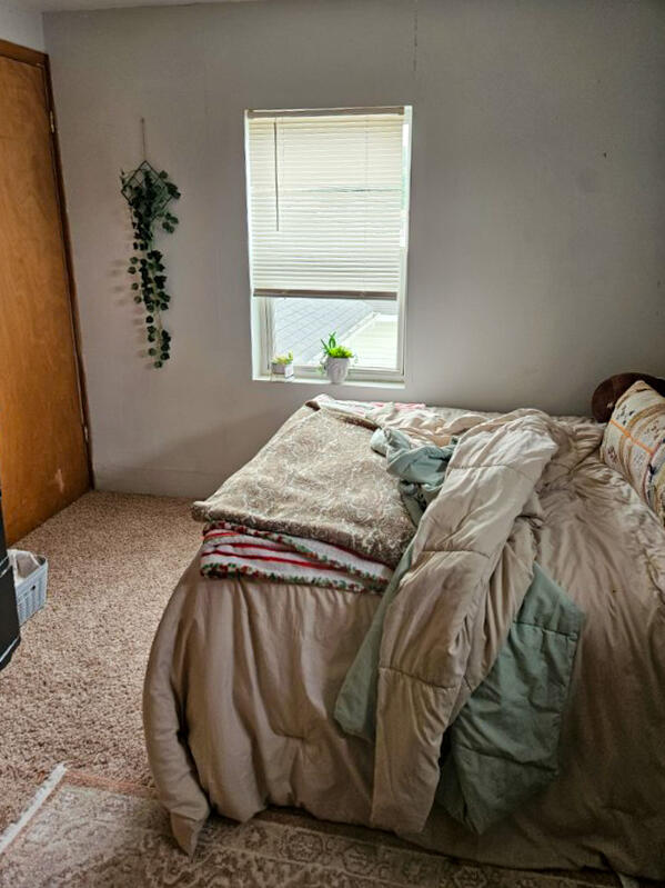 514 East Iowa Street Prairie du Chien, WI 53821 - Photo 15 of 18 Bedroom 3