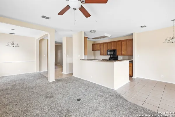 $1,800 | 157 Crimson Tree, Cibolo, TX 78108