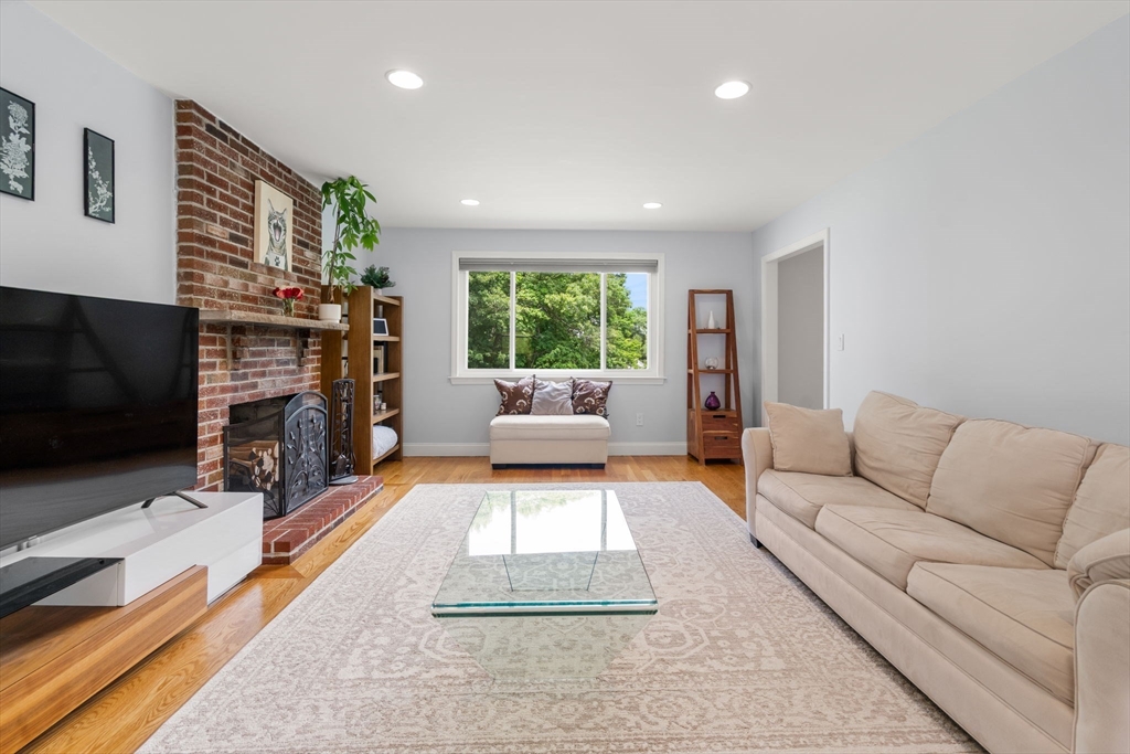 5 Patrick Circle Stoneham, MA 02180 - Photo 8 of 40