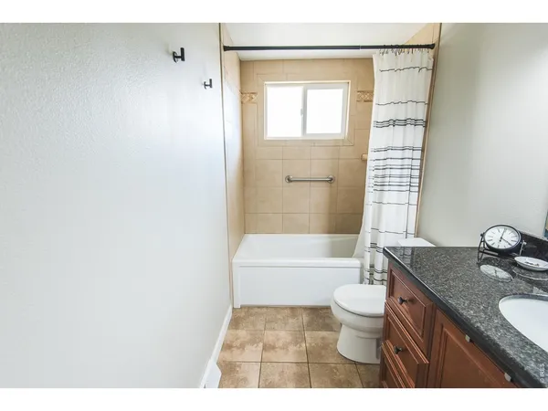 $595,000 | 2331-2333 Nyssa Drive, Loveland, CO 80538