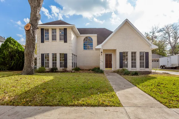 $2,499 | 1703 Plantation Drive, Richmond, TX 77406