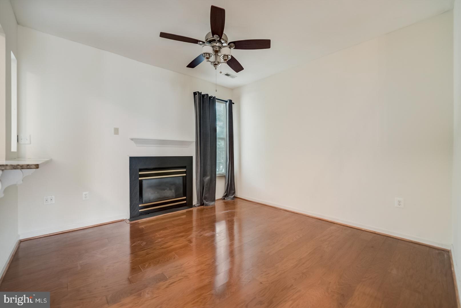 11408 Gate Hill Place, Unit J Reston, VA 20194 - Photo 6 of 19