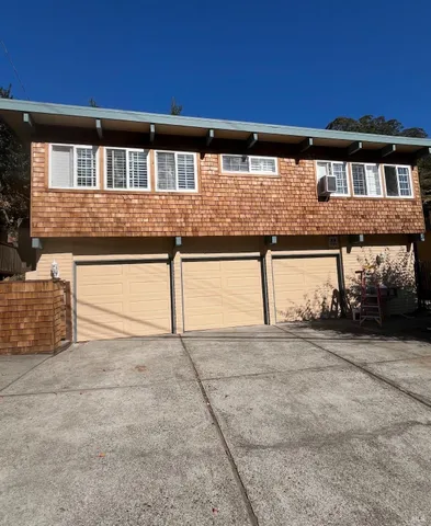 $2,100,000 | 92 Elizabeth Way, San Rafael, CA 94901