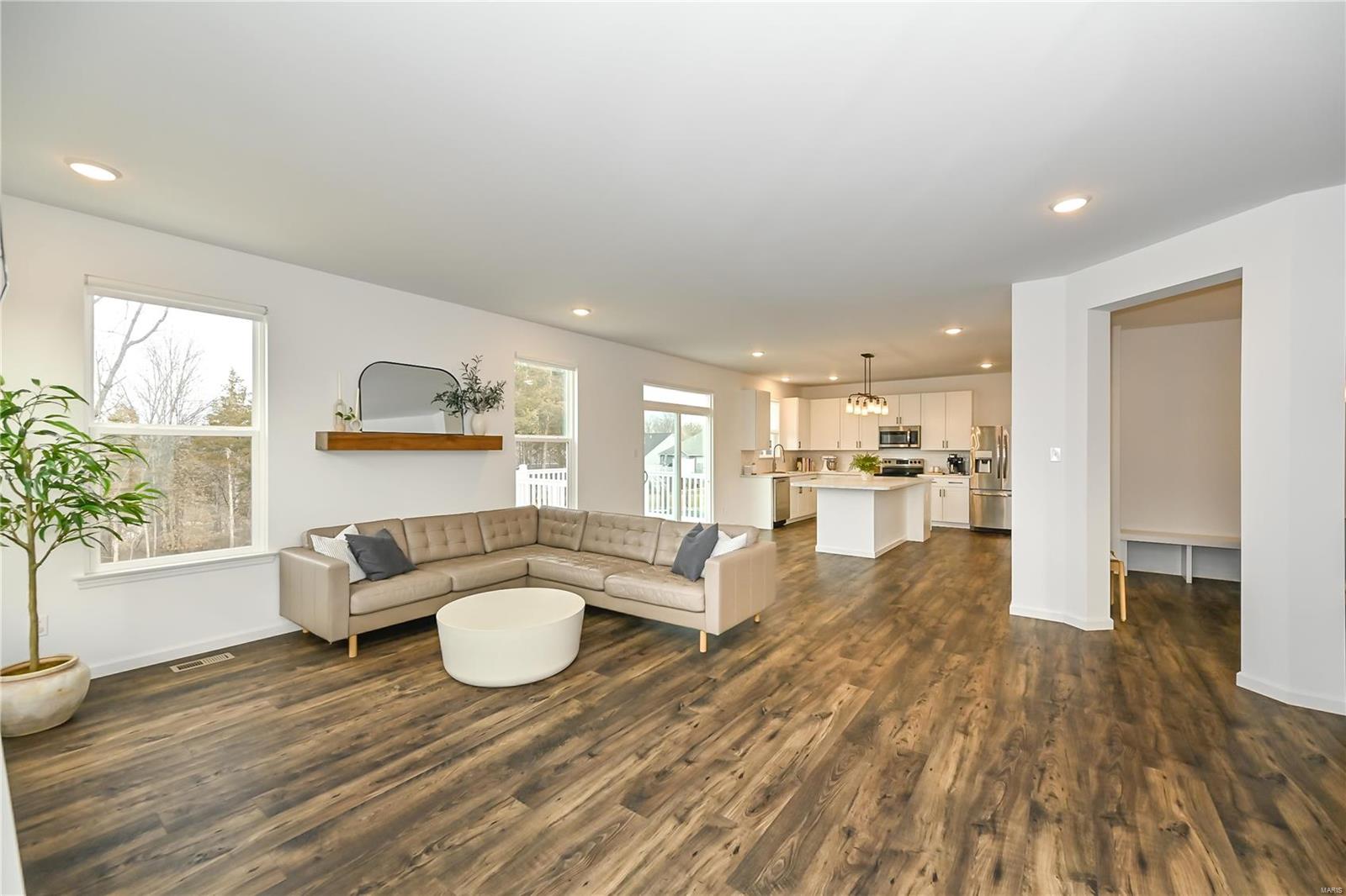 2098 Henley Woods Drive Arnold, MO 63010 - Photo 5 of 35