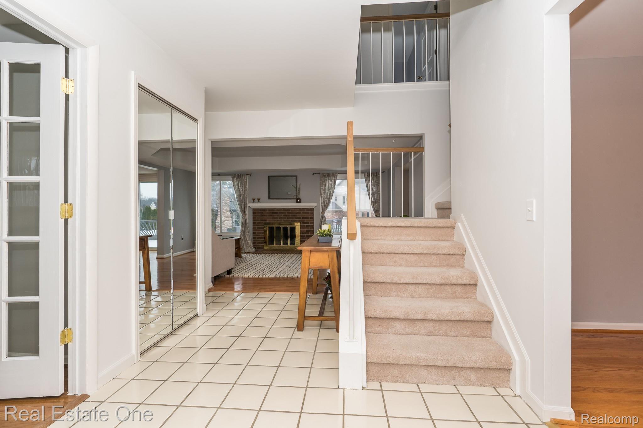 3151 Primrose Drive Rochester, MI 48307 - Photo 9 of 48 3151 Primrose MLS-W047.jpg