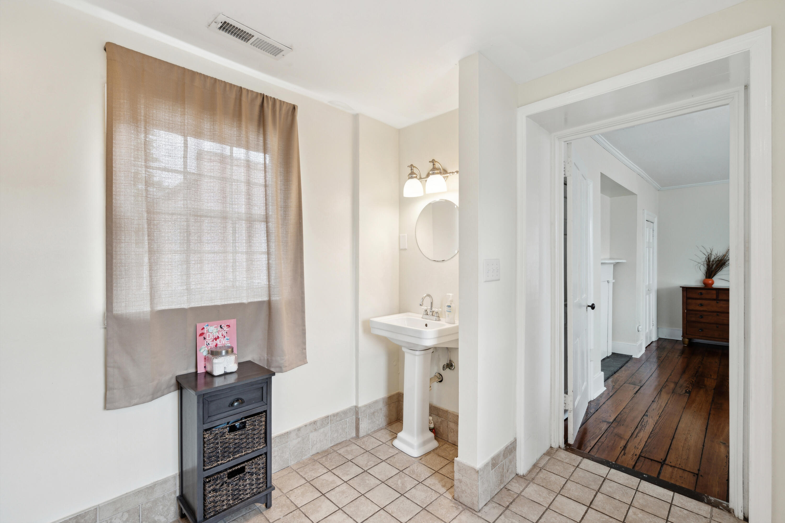 66 Beaufain Street Charleston, SC 29401 - Photo 17 of 23 66BeaufainSt-KeenEyeMarketing-039