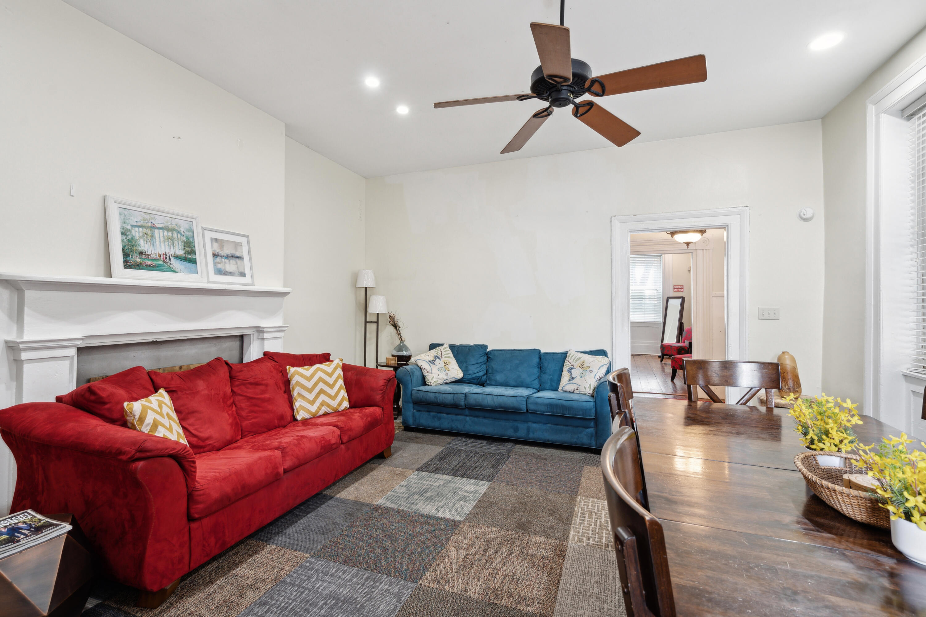 66 Beaufain Street Charleston, SC 29401 - Photo 7 of 23 66BeaufainSt-KeenEyeMarketing-016