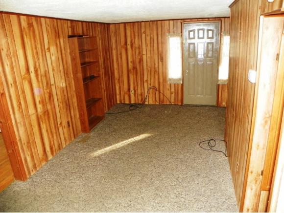 3122 West Country Club Road Connersville, IN 47331 - Photo 5 of 9 Gallery Image 5