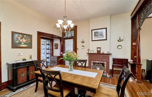 $450,000 | 403 North Main Street, Louisiana, MO 63353