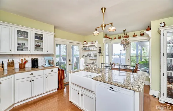 $450,000 | 403 North Main Street, Louisiana, MO 63353