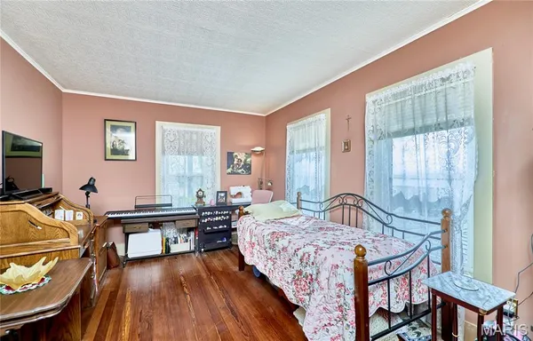 $450,000 | 403 North Main Street, Louisiana, MO 63353