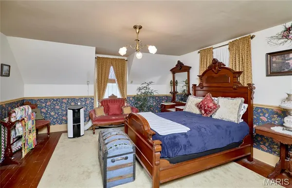 $450,000 | 403 North Main Street, Louisiana, MO 63353
