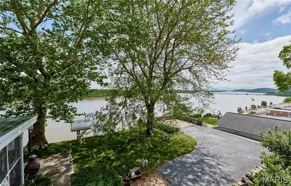 $450,000 | 403 North Main Street, Louisiana, MO 63353