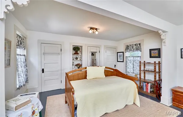 $450,000 | 403 North Main Street, Louisiana, MO 63353