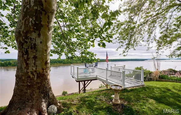 $450,000 | 403 North Main Street, Louisiana, MO 63353