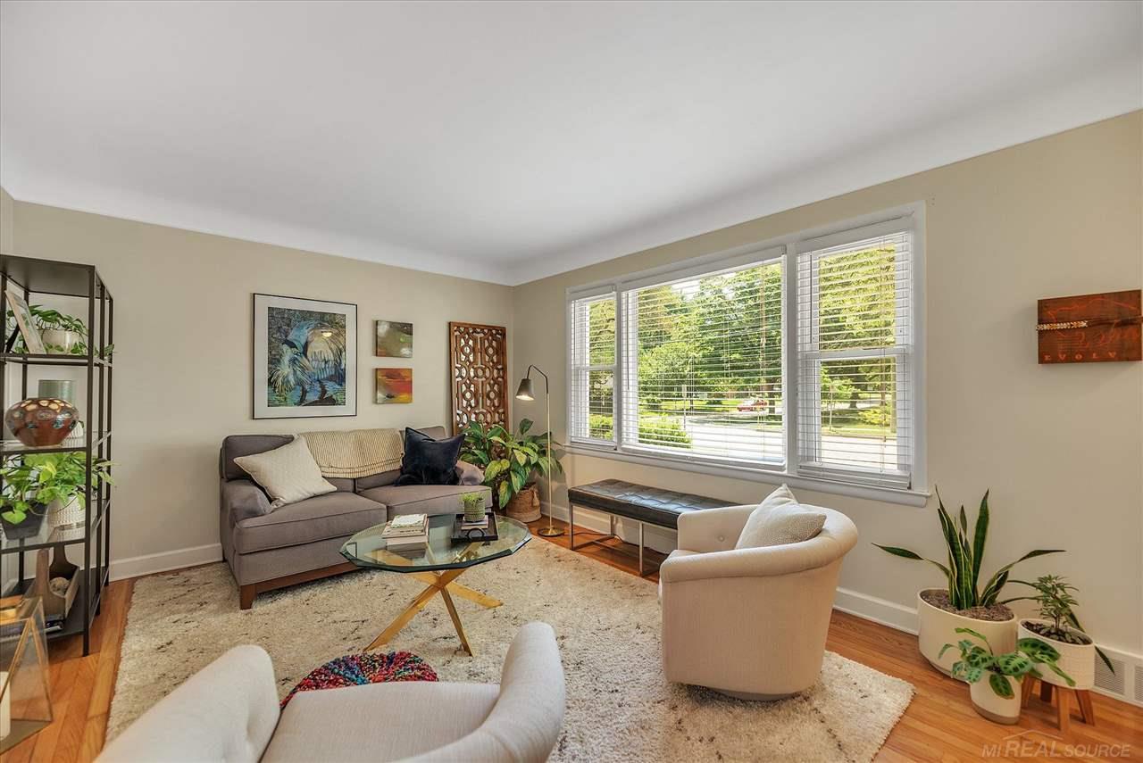 2406 West Webster Road Royal Oak, MI 48073 - Photo 8 of 42