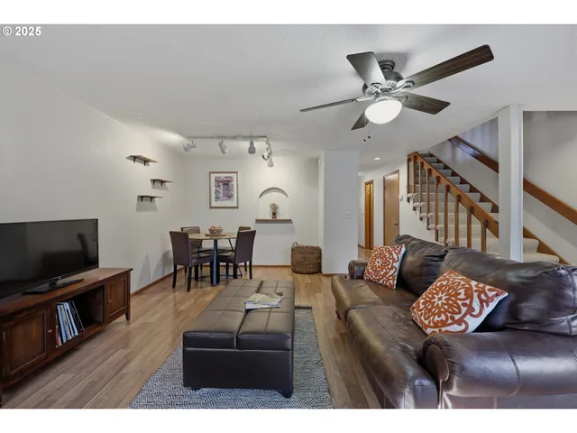 $268,000 | 3230 Northeast 29th Street, Gresham, OR 97030