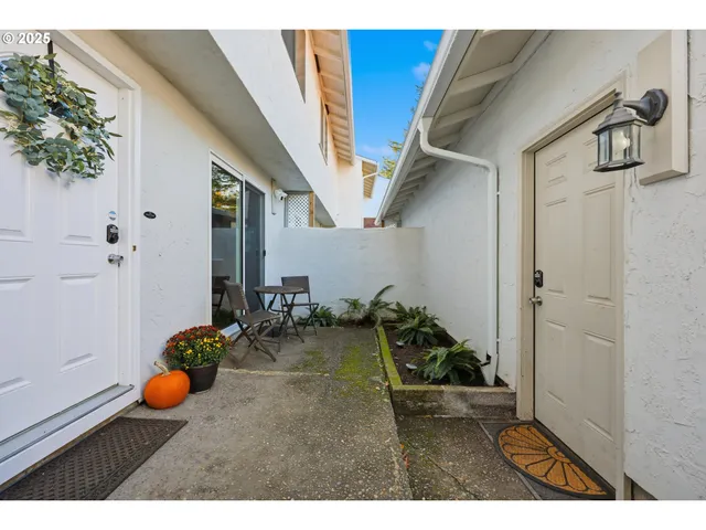 $268,000 | 3230 Northeast 29th Street, Gresham, OR 97030