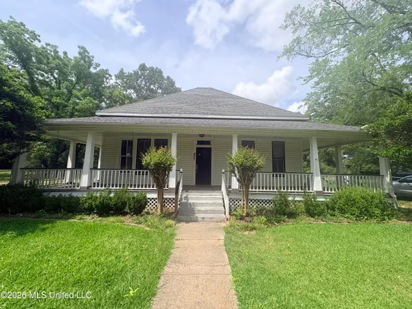 $274,900 | 407 Heslep Street, Pelahatchie, MS 39145