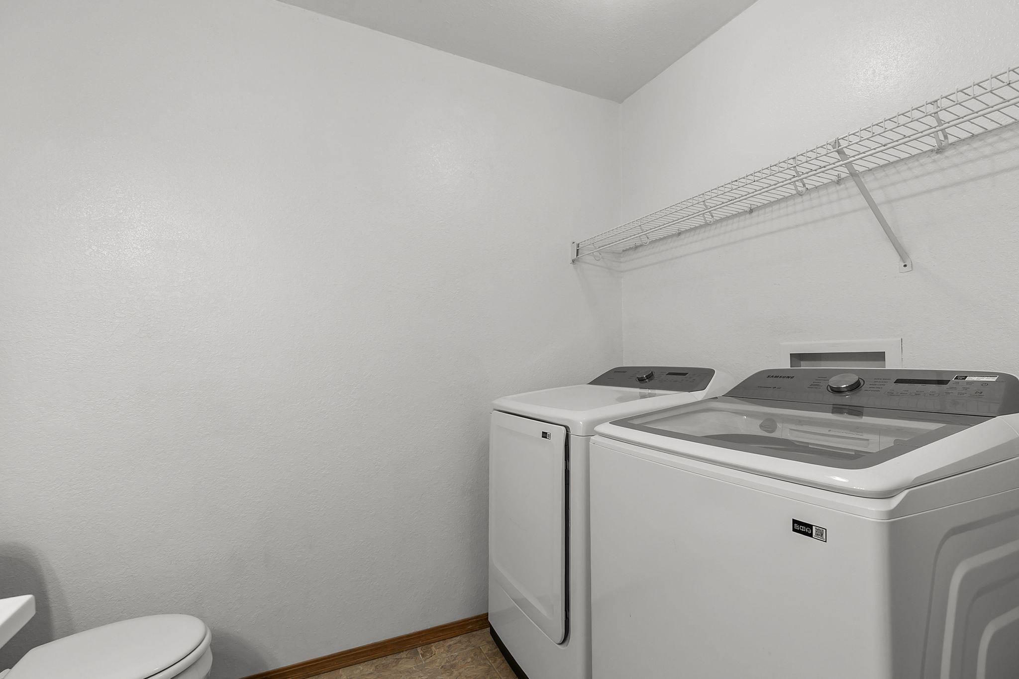 1001 County Rd V Fond du Lac, WI 54935 - Photo 13 of 40