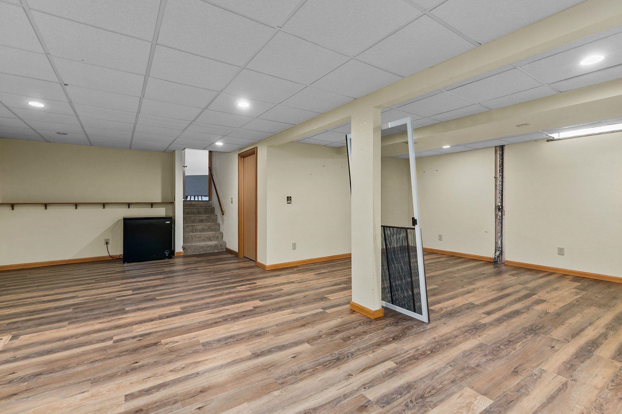 1001 County Rd V Fond du Lac, WI 54935 - Photo 20 of 40